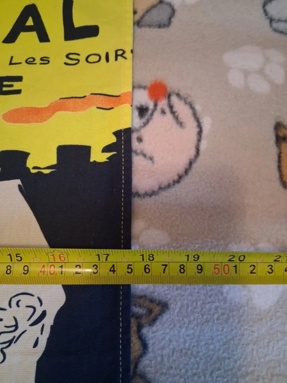 EXTERMALY RARE 1940S DISH TOWEL FROM FRANCE NEVER EVER USED.